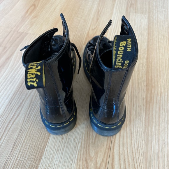 Patent leather Dr Marten airwave boots, barely worn - Picture 4 of 8